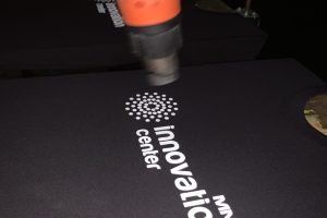 Teknik Sablon Plastisol untuk Desain Logo yang Tahan Lama