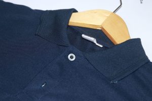 Jenis Bahan Kaos Custom Berkualitas untuk Seragam Perusahaan
