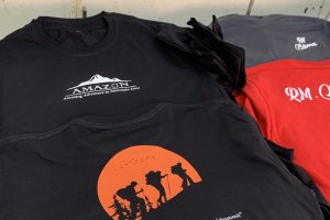 Tips Memesan Kaos Custom untuk Acara Perusahaan