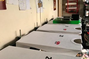 Teknik Sablon Kaos Event: Pilihan Terbaik untuk Kaos Berkualitas dan Tahan Lama