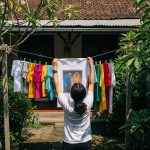 Jangan Salah Cuci! Ini 7 Tips Merawat Kaos Sablon Agar Tetap Awet dan Warnanya Tidak Pudar