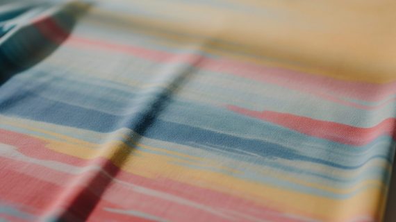 Kaos Warna Pastel: Pilihan Populer untuk Desain Custom di 2025