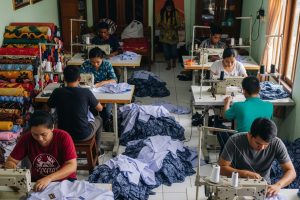 Siap Sambut Pelajaran! Konveksi Seragam Batik Sekolah, Desain Unik & Kualitas Terjamin