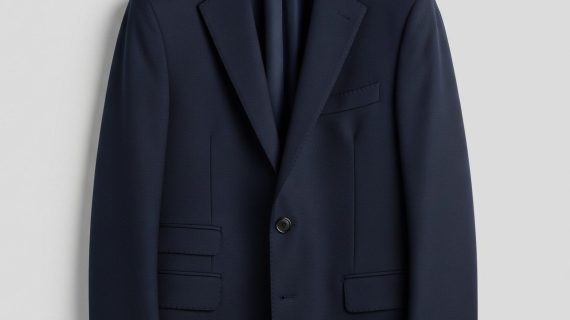 Profesional & Kekinian! 10 Ide Seragam Kemeja Blazer Kantor yang Bikin Tampilan Timmu Makin Modern