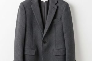 Kesan Profesional & Modern! 10 Ide Seragam Kerja Jaket Blazer yang Tidak Membosankan